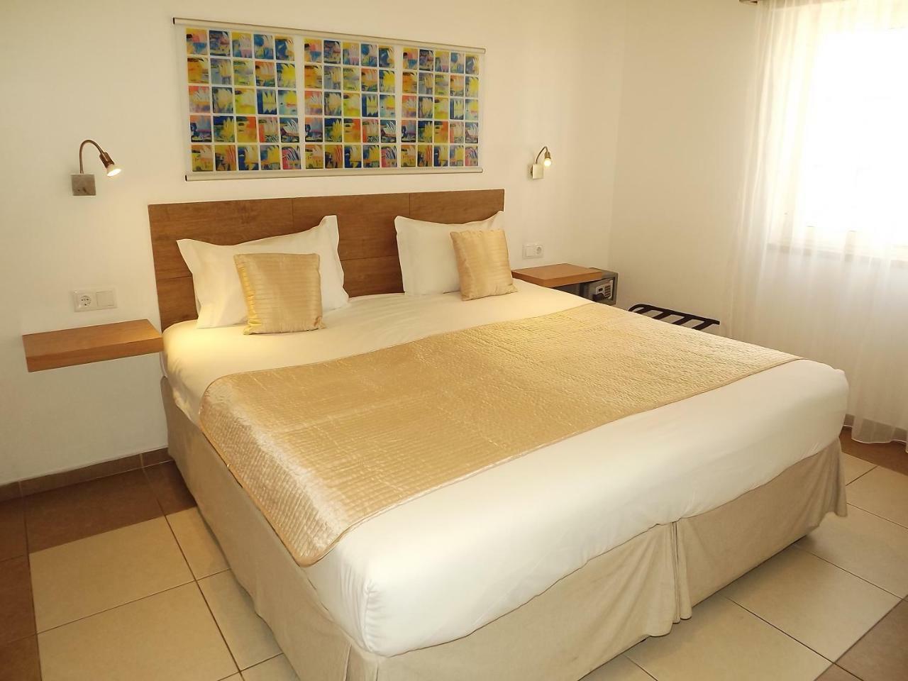 Hotel Mar Azul Lagos Dış mekan fotoğraf